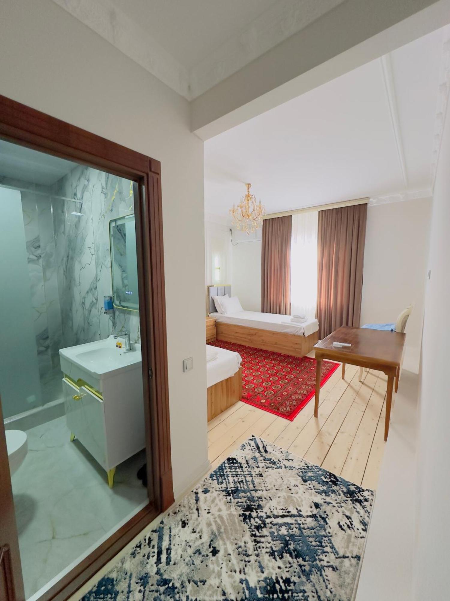 Bed and Breakfast Khiva Bibimariyam Экстерьер фото