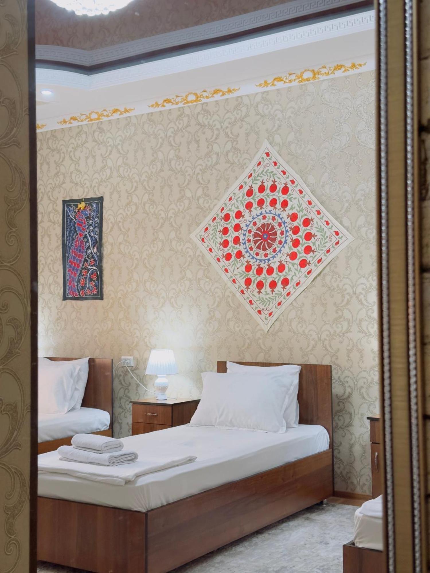 Bed and Breakfast Khiva Bibimariyam Экстерьер фото